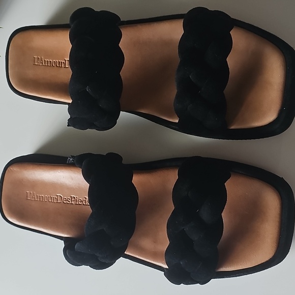 L'Amour Des Pieds Black Braided Platform Sandals - Picture 5 of 7